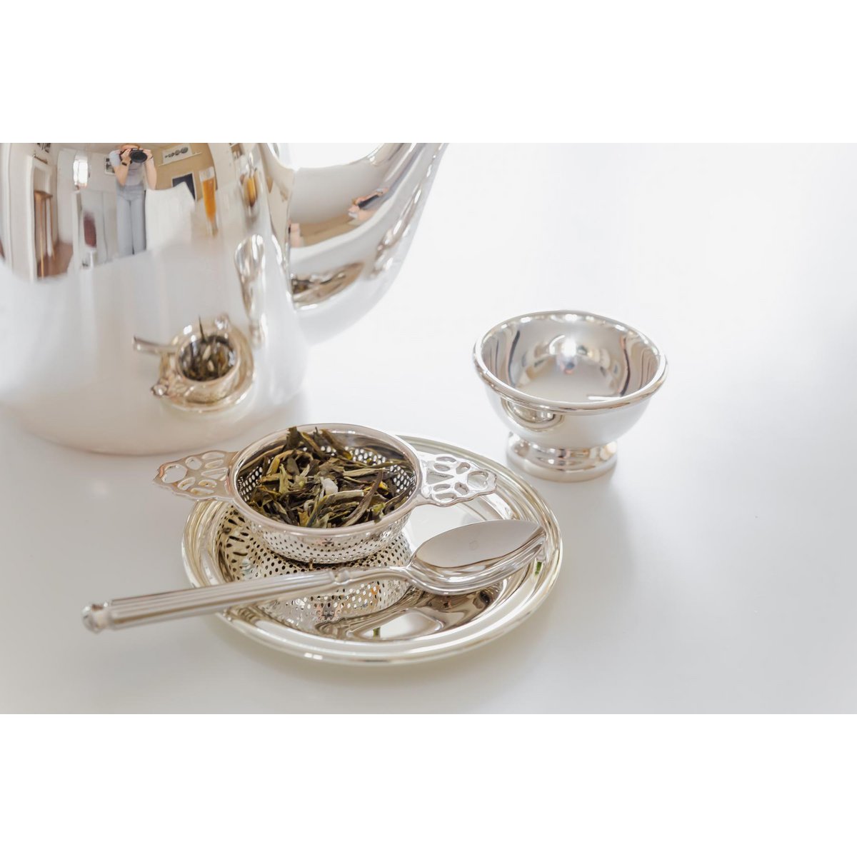 EDZARD theezeef Assam theefilter met houder, zwaar verzilverd, diameter 6 cm, lengte 11 cm, hoogte 4 cm