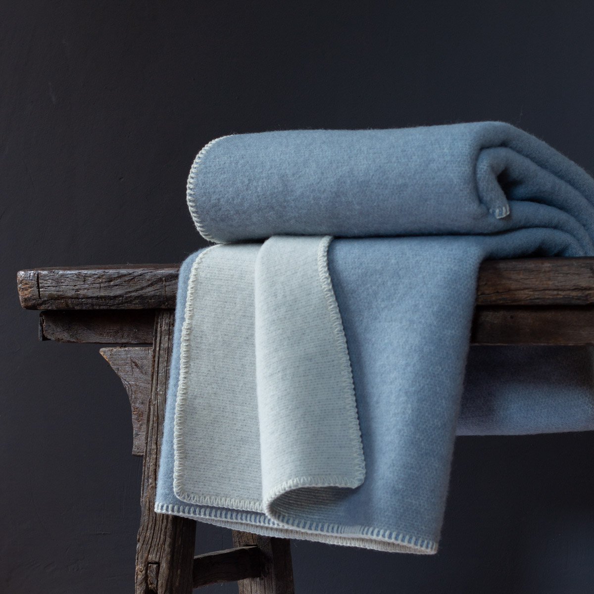 Wollen beddeken BLAUW FOG